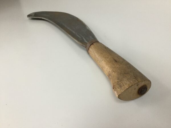 Thick Steel 9” Billhook. (11885) - Image 2