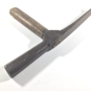 Rare & named Pavers Hammer / Pick. (37835)