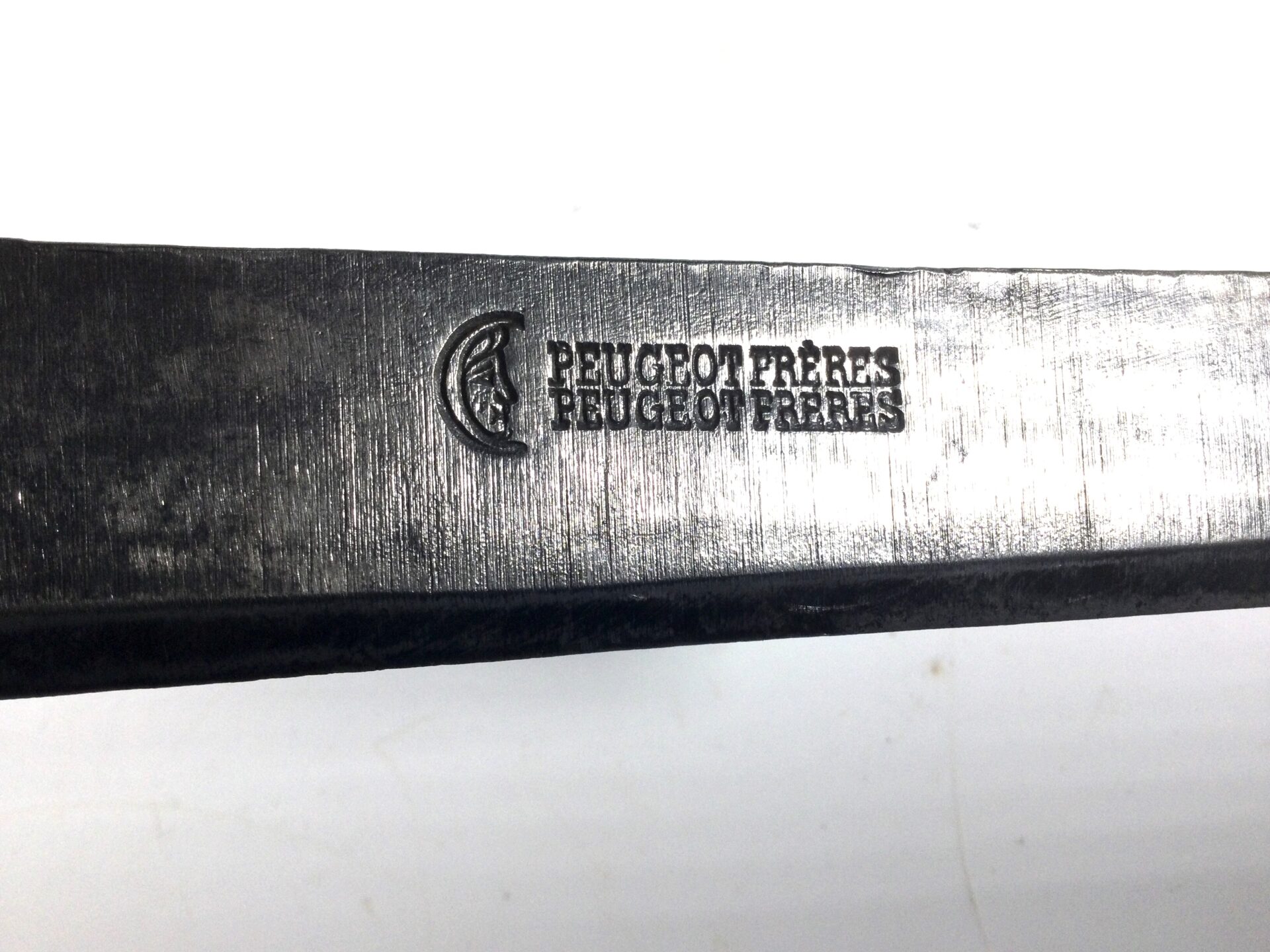 PEUGEOT FRERES Moon Face Logo Drawknife. (39553) - Image 5