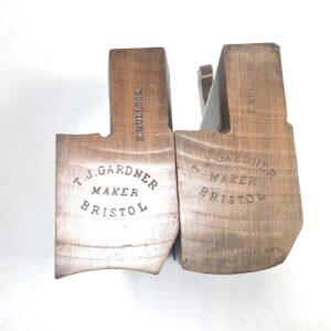 Pair of #18 Hollow & Rounds by T.J.GARDNER BRISTOL . (39848).