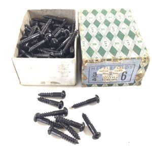 NETTLEFOLDS  3/4”  Round Head No:6 japanned Screws  (41419)