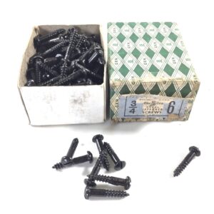 NETTLEFOLDS   3/4”  No:6 Black Japanned Screws. (41417)
