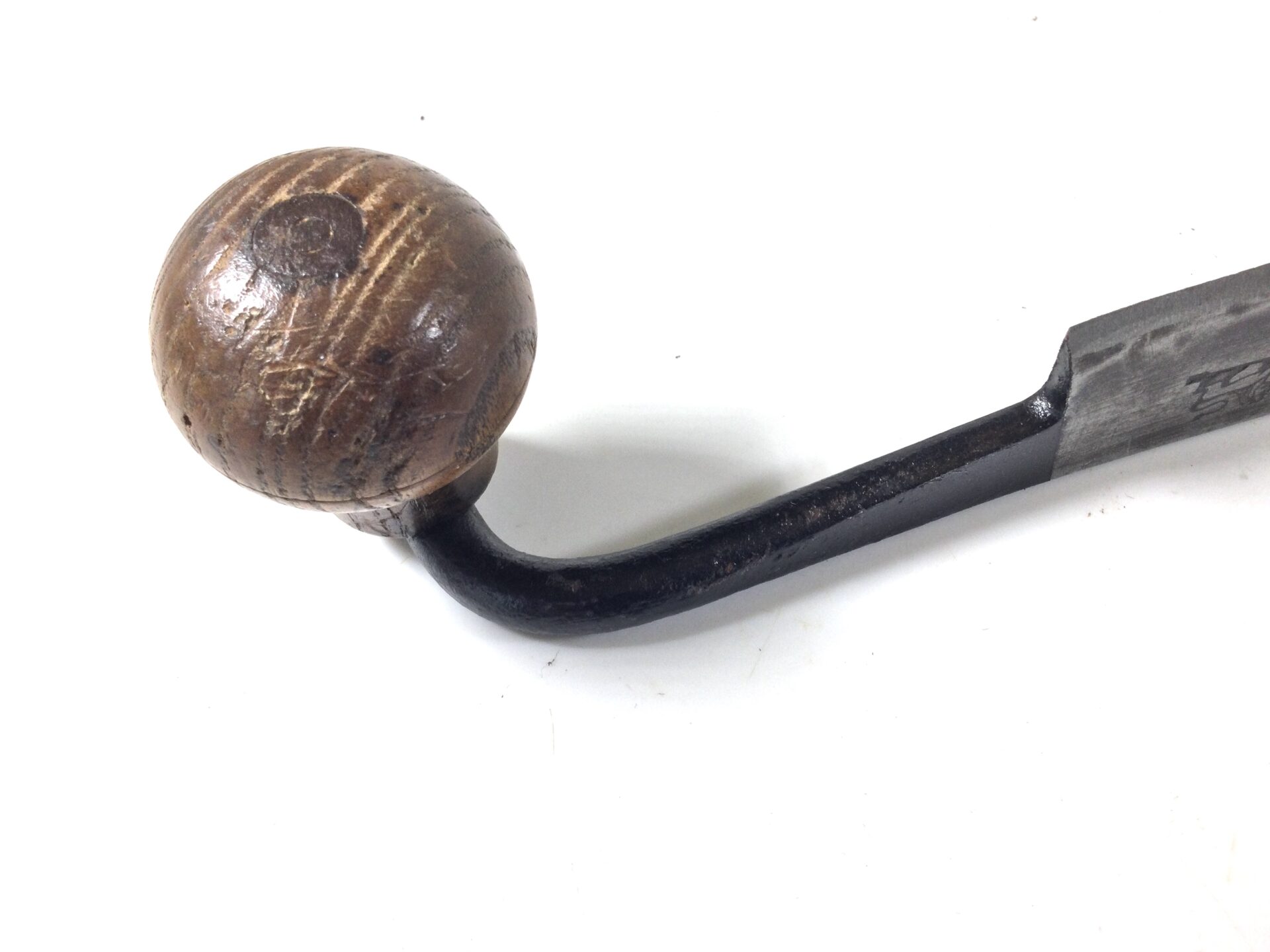 PEUGEOT FRERES 4.3/4” Stick-makers Drawknife. (42001) - Image 2