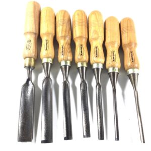 7 Number MARPLES ash wooden handled Straight Gouges (42145).