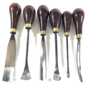 Wonderful set of 6 J.B. ADDIS Carving Tools. (42277)