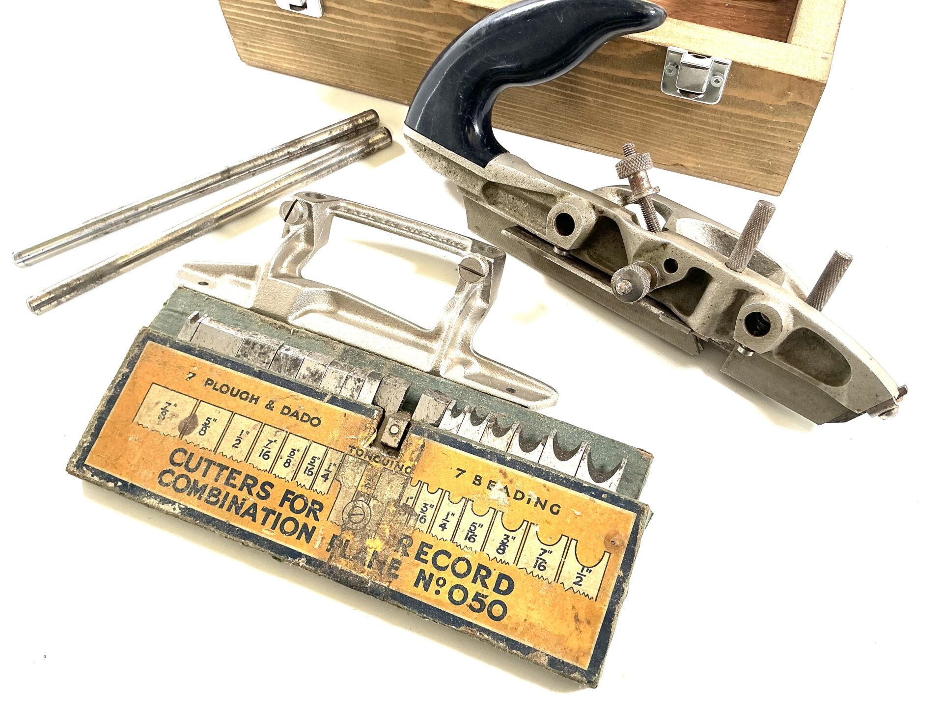 RECORD #050c Combination Plane. (42465) - Image 3