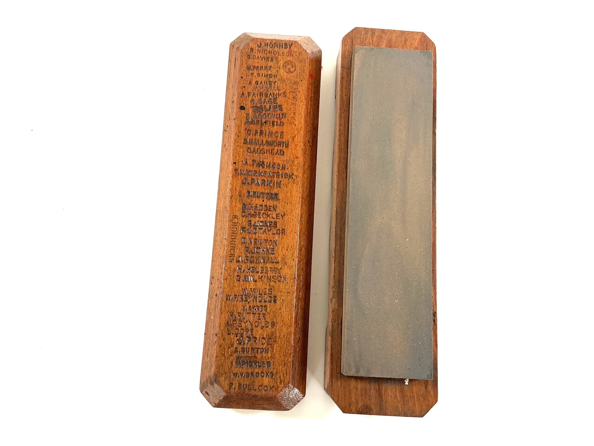 Oak wooden boxed sharpening stone. (42528) - Image 3