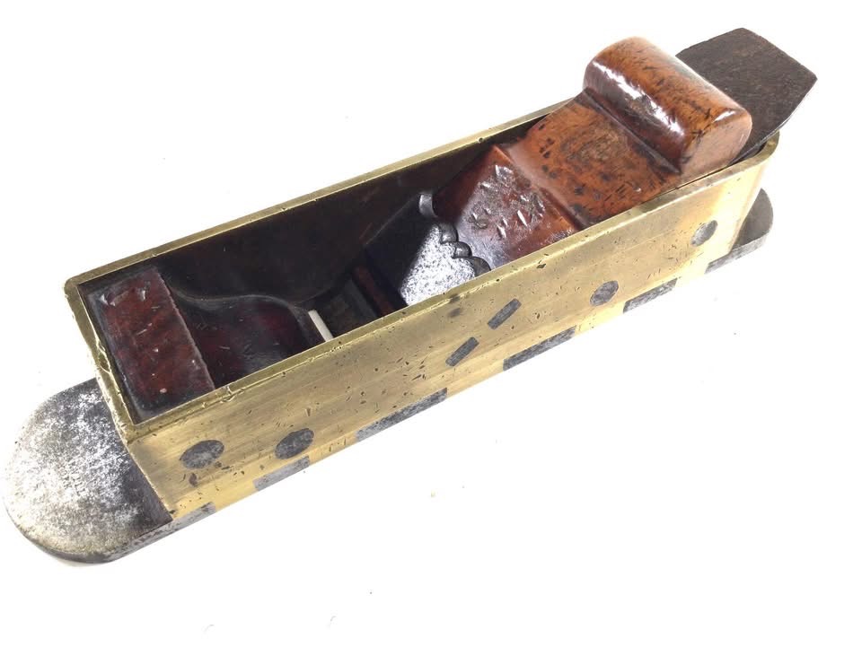 Incredible Gunmetal Dovetailed Mitre Plane by VARVILL YORK. (42952)