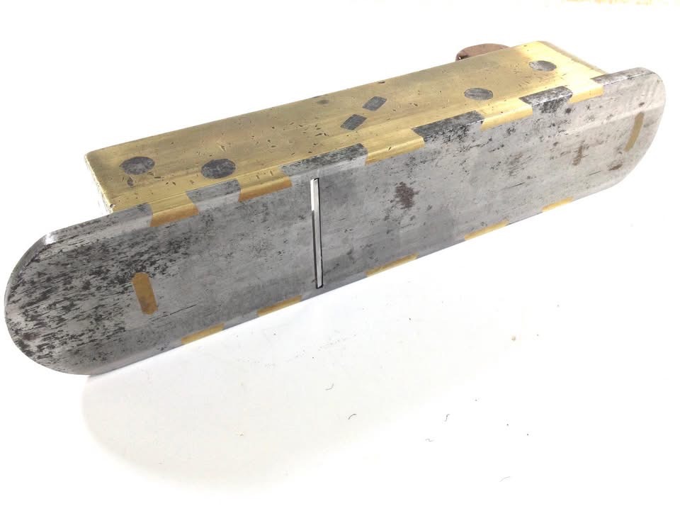 Incredible Gunmetal Dovetailed Mitre Plane by VARVILL YORK. (42952) - Image 7