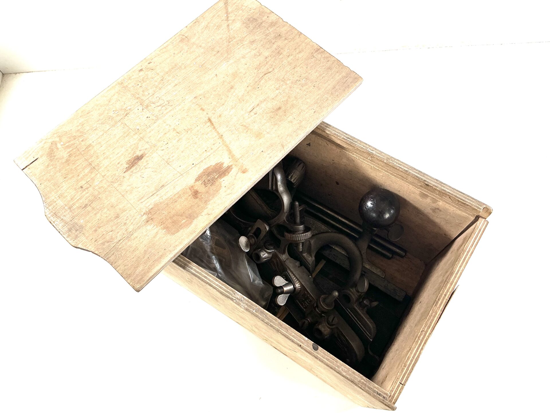 Early model Stanley #45 Combination Plane. (42616) - Image 6
