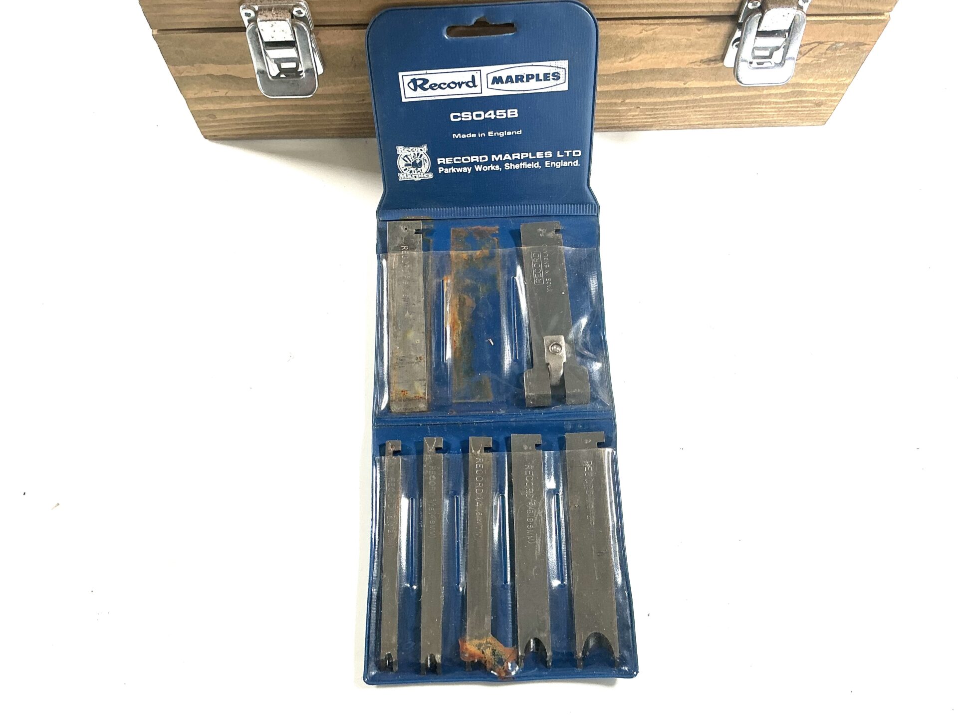 RECORD #045C Plane with cutters. (42666) - Image 3