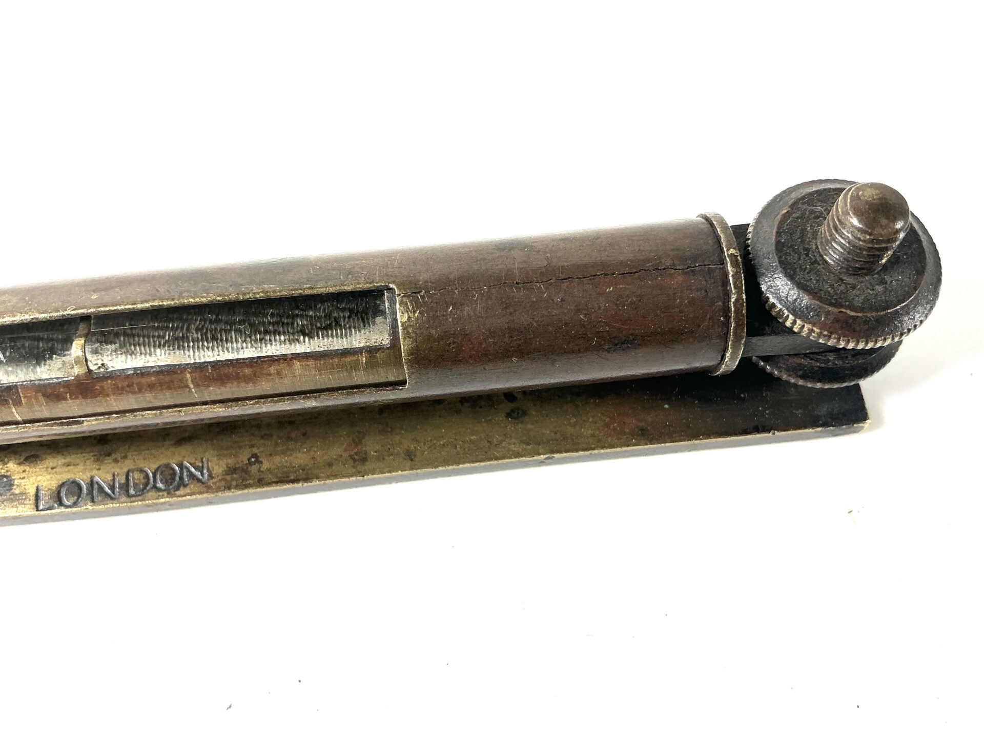 Rare D. LYON. London Brass adjustable vial level. (42683) - Image 9