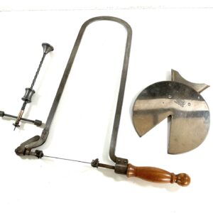 HOBBIES FRET SAW KIT. (42780)