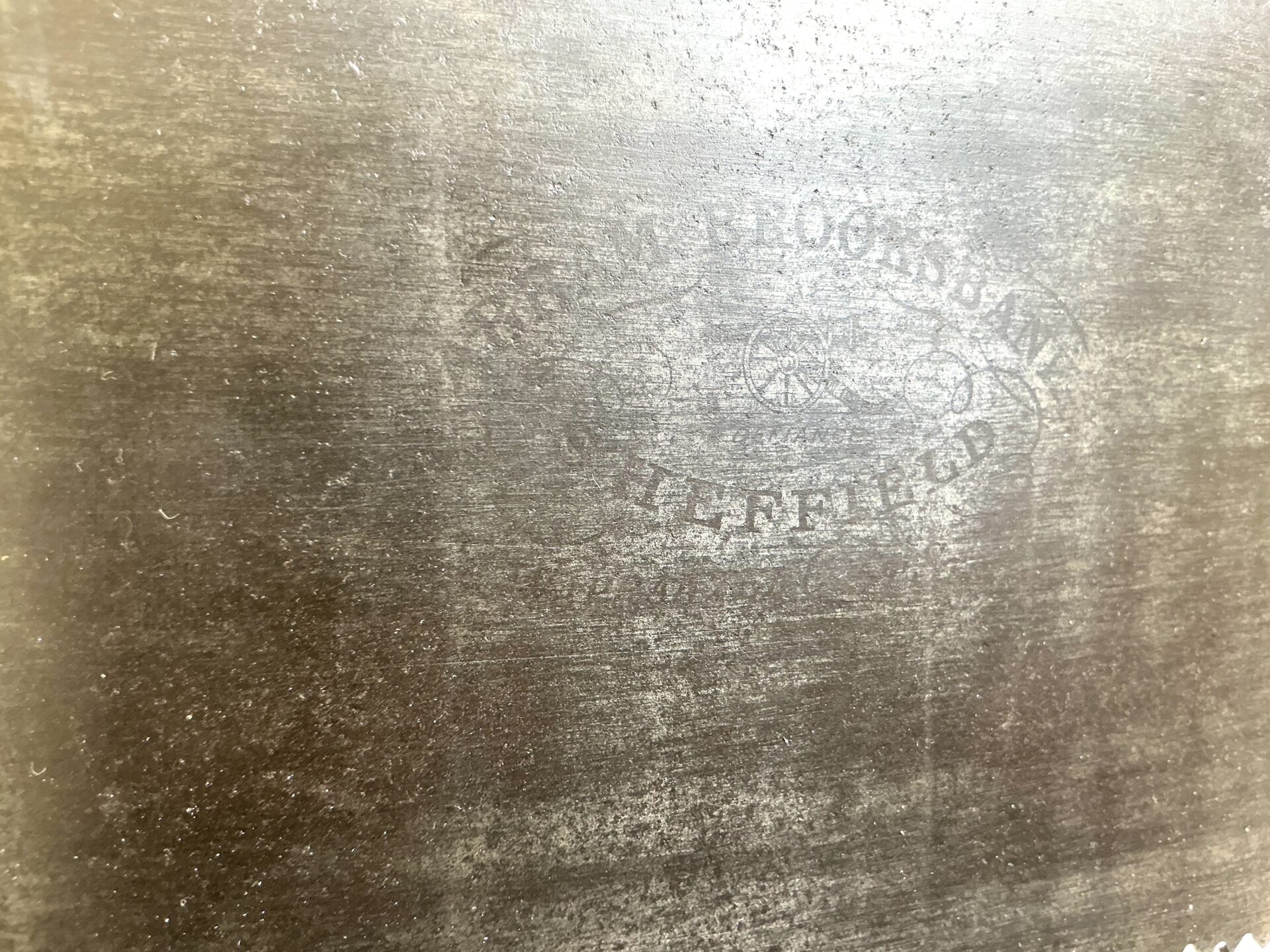24” ABRAM BROOKSBANK SHEFFIELD CROSS CUT SAW. (42812) - Image 3