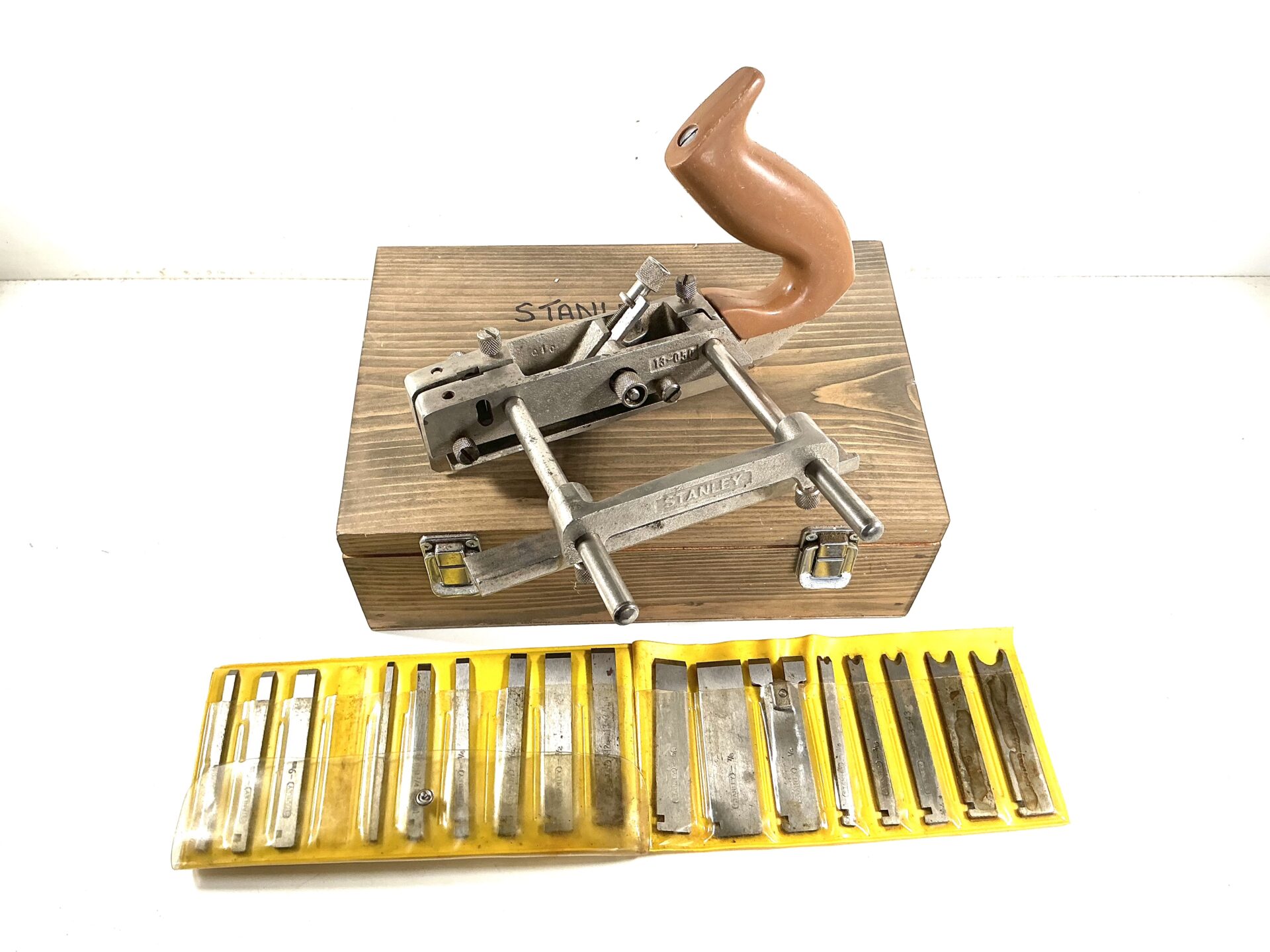 STANLEY #13-050 Combination Plane & Cutters. (42924)