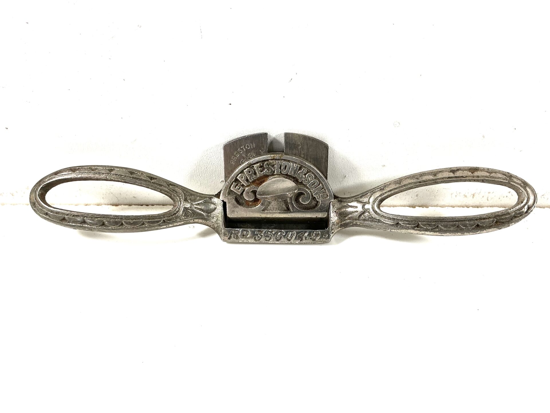 Edd. Preston No:1374 registered iron spokeshave. (43175) - Image 4
