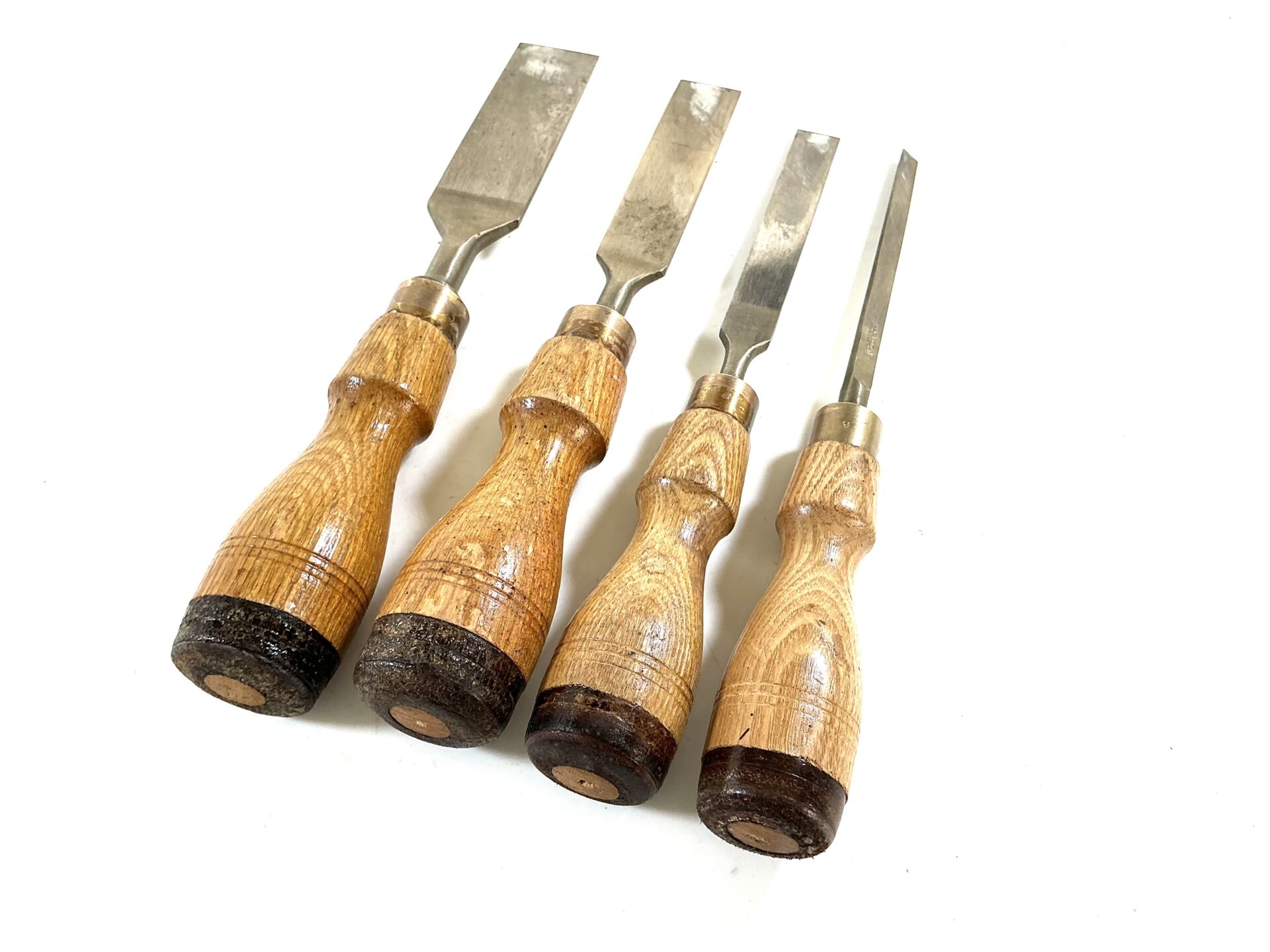 Rare & early boxed set of MARPLES bevel edge firmer chisels. (43411) - Image 6