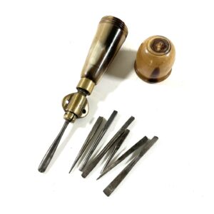 Stunning Horn Handled multitool with 7 bits. (43506)